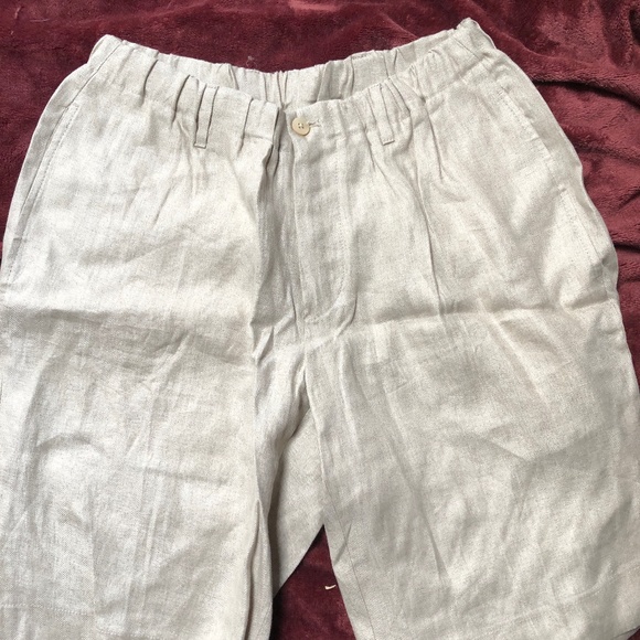 100% Capri Linen Shorts